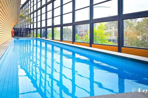 Luxury Apartment Doncaster Westfield Shopping Town - Yamba Accommodation 1