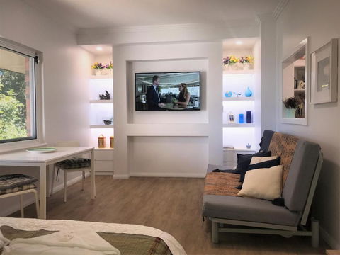 M207 West Perth Studio Apartment Near Kings Park - Yamba Accommodation 0