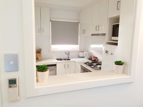 M4 West Perth Studio Apartment Near Kings Park - Yamba Accommodation 2