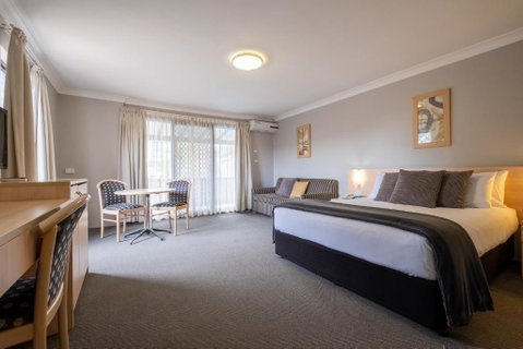 Maclin Lodge Motel - Yamba Accommodation 0