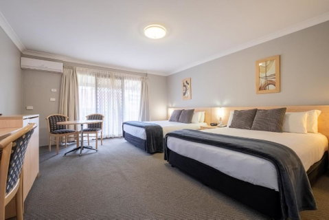 Maclin Lodge Motel - Yamba Accommodation 1