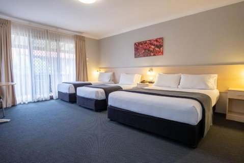 Maclin Lodge Motel - Yamba Accommodation 3