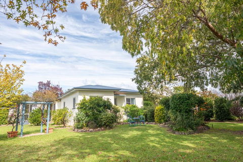 Marnita Farmhouse At Golden Grove Estate Winery - Yamba Accommodation 0