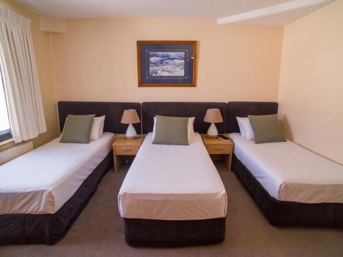 Marritz Hotel - Yamba Accommodation 2