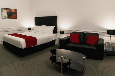 Melbourne Kew Central Apartments Official - Yamba Accommodation 3