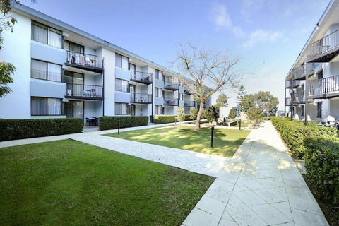 Melville Oasis - Yamba Accommodation 0