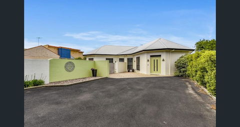 Merlot Verdelho Townhouses - Yamba Accommodation 1