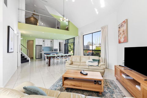Merlot Verdelho Townhouses - Yamba Accommodation 0