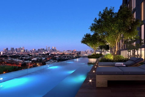 Modern 1-Bed & City Views, Steps From Racecourse - Yamba Accommodation 0