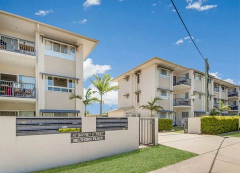 Modern Beach Apartment - Yamba Accommodation 1