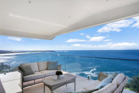 Monash Beach House - Oceanfront - Yamba Accommodation 0