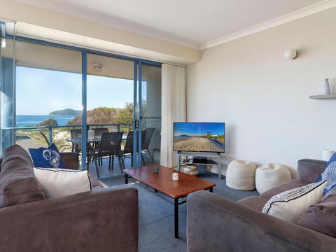 Nautilus 6 Beach Front Bliss - Yamba Accommodation 1