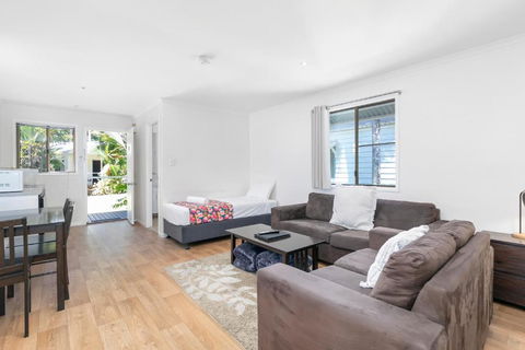 Mossman Resort Holiday Villas - Yamba Accommodation 1