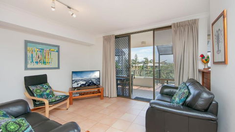 Namanula Unit 2 - Yamba Accommodation 2