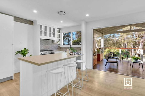 Natuna Lakeside Retreat - Yamba Accommodation 1