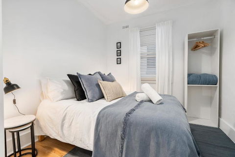Neat & Tidy Home In Trendy East Orange - Sleeps 4 - Yamba Accommodation 2