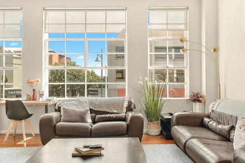 New York Style Apartment In The Heart Of Bendigo - Yamba Accommodation 3
