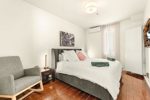New York Style Apartment In The Heart Of Bendigo - Yamba Accommodation 2
