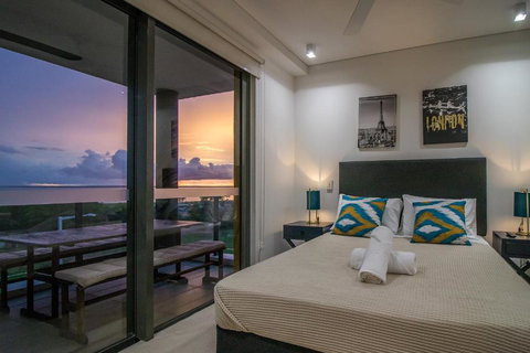 NEW - ZEN AT THE WATERFRONT - Luxury Waterfront Holiday Home For Families & Friends - Yamba Accommodation 0