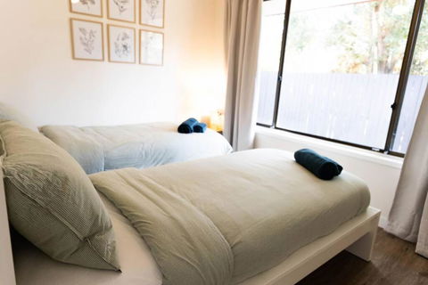 Newly Renovated Home Near Shops, M1, National Forest & Koalas! - Yamba Accommodation 3