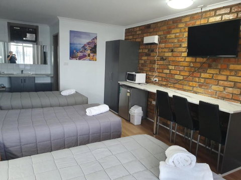 Morwell Parkside Motel - Yamba Accommodation 2