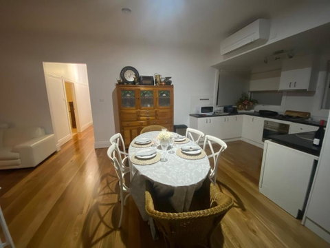 Newport Cottage, 5 Guests 7 Days Min - Yamba Accommodation 2