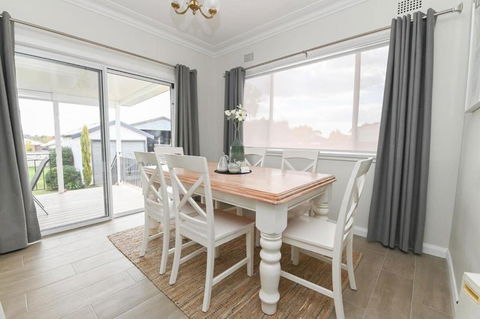 Nile Cottage Cosy & Convenient, Close To CBD - Yamba Accommodation 2
