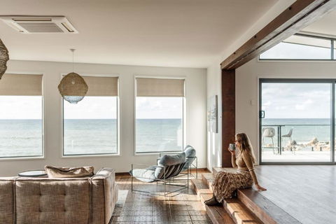 Novo Luxury Apartment Penguin Accommodation Itas - Yamba Accommodation 1