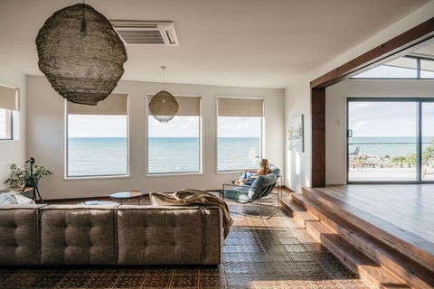 Novo Luxury Apartment Penguin Accommodation Itas - Yamba Accommodation 3