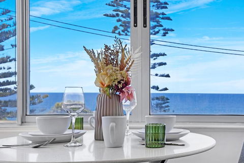 Ocean View 1 Bedroom Private Apartment Next To Maroubra Beach - Yamba Accommodation 2