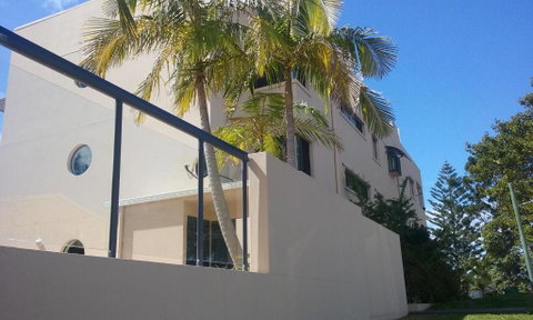 Oceanview 6 With Rooftop Terrace & Spa - Yamba Accommodation 1
