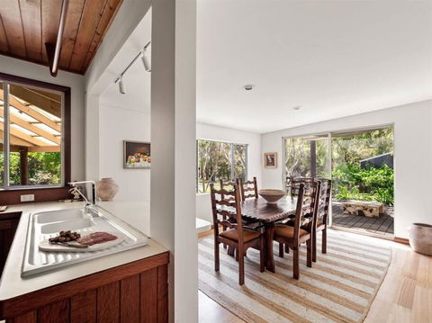 Orchard Homestead Countryside Retreat - Yamba Accommodation 2
