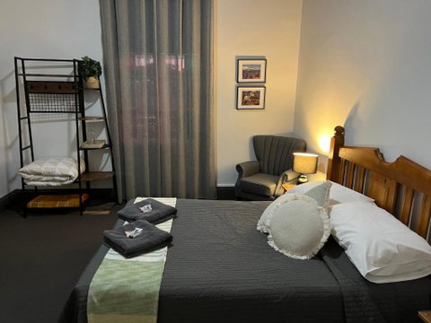 Oriental Hotel Tumut - Yamba Accommodation 1