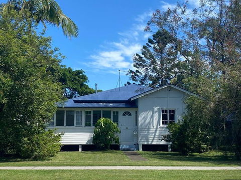 Original Surf Cottage In Heart Of Pottsville Beach - Yamba Accommodation 0