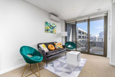 Parliamentary Triangle 1BR Apartment - Yamba Accommodation 0