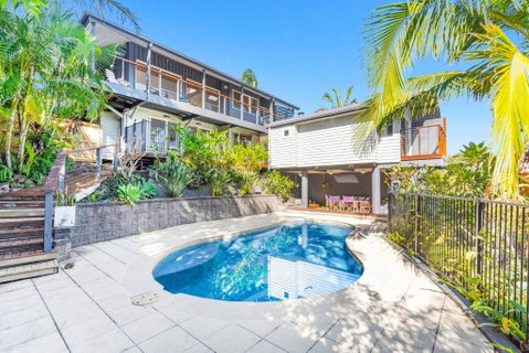 Paradise Palms - Resort Retreat With Panoramic Views - Yamba Accommodation 0