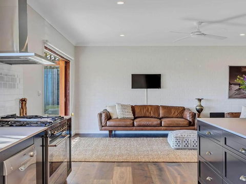 Pauls Farmhouse - Yamba Accommodation 2