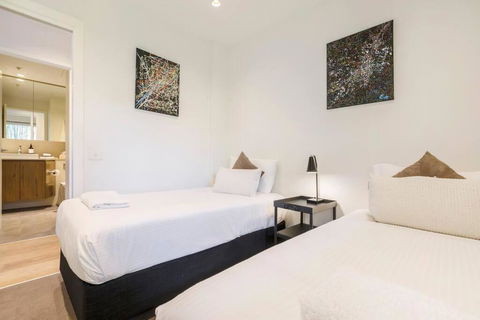 Peaceful 2 Bedroom Unit With Free Parking - Yamba Accommodation 3