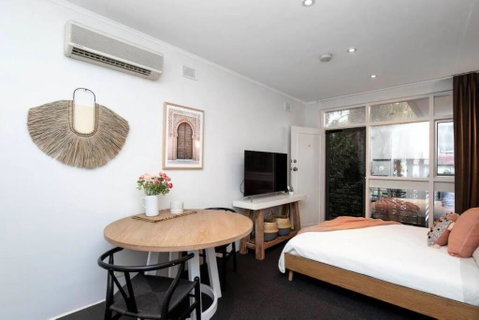 Peach On Sussex North Adelaide - Yamba Accommodation 3