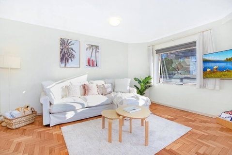 Perfect Manly Retreat, In The Heart Of Manly, Family & Couple Friendly Apartment With CAR SPOT - Yamba Accommodation 2