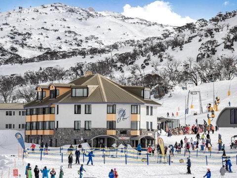 Perisher Manor Hotel - Yamba Accommodation 0