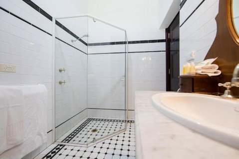 Petersons Armidale Winery And Guesthouse - Yamba Accommodation 3