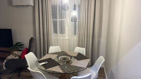 Phoenix House - Yamba Accommodation 1