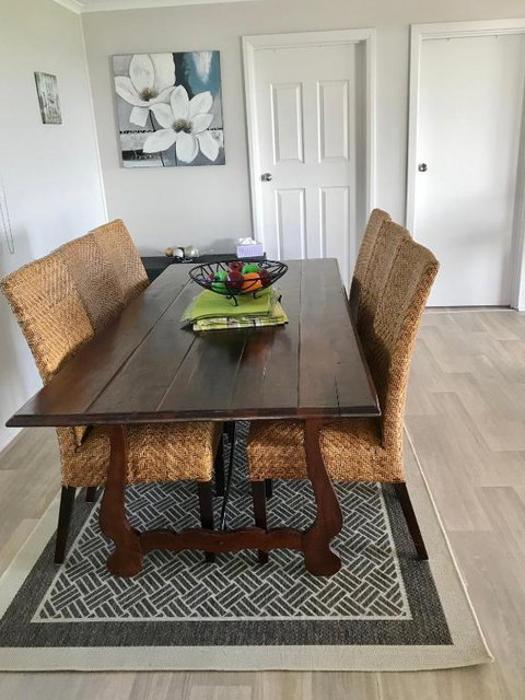 Pine View Holiday Rental - Yamba Accommodation 3