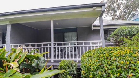 Plover Executive Deluxe Villa 25 - Yamba Accommodation 3