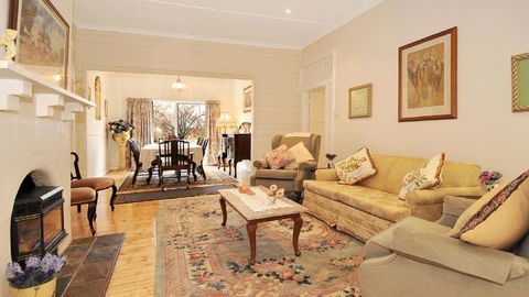 Plum Tree Cottage - Yamba Accommodation 1