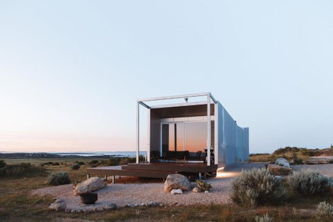 Pod-e Luxury Accommodation - Mulla Mulla - Yamba Accommodation 0