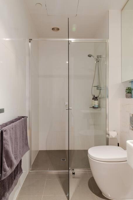 PORT MELBOURNE - A Stay At The Bay - Yamba Accommodation 1