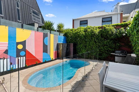 Port Paradiso - Yamba Accommodation 0