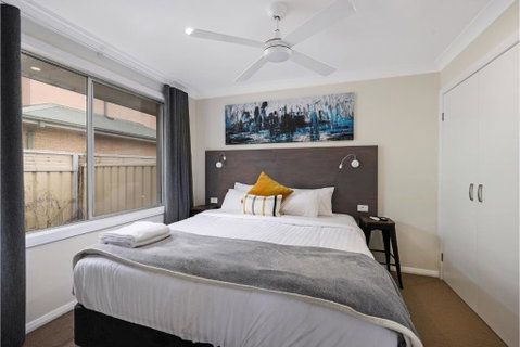 Prickly Pear Stays Jesmond - Short Term Accommodations - Yamba Accommodation 0